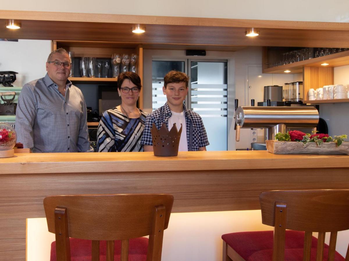 Hotel Gasthaus Krone اممنستاد ام بودينسي المظهر الخارجي الصورة