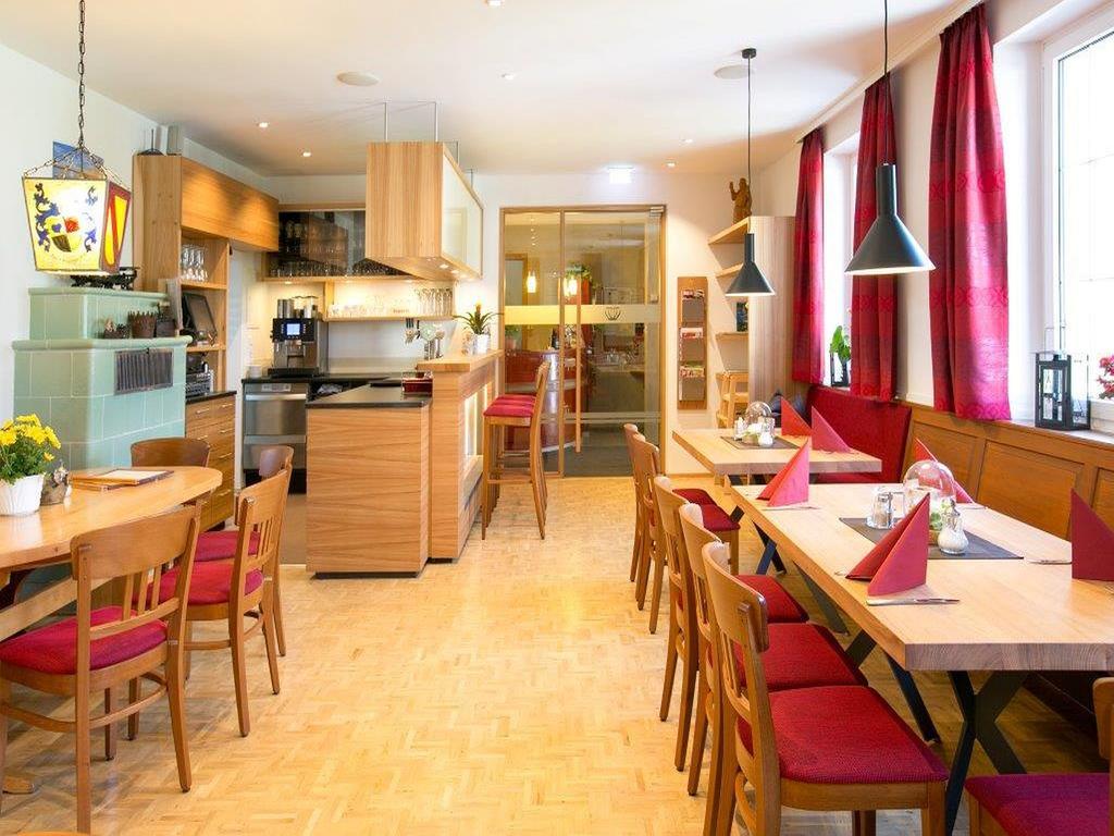 Hotel Gasthaus Krone اممنستاد ام بودينسي المظهر الخارجي الصورة